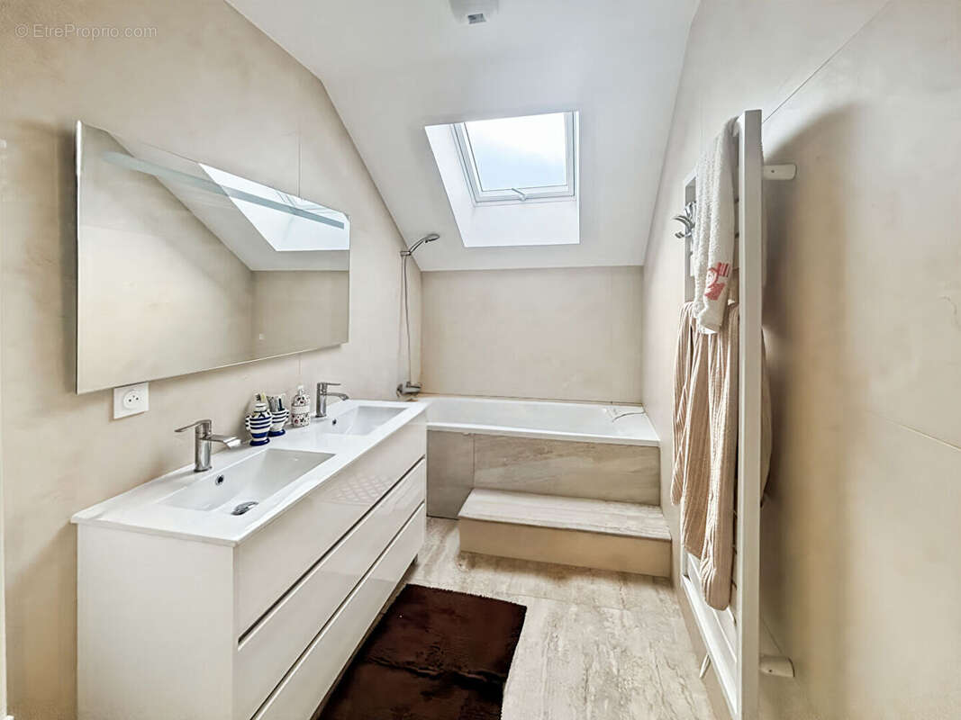 Maison à JOUARS-PONTCHARTRAIN