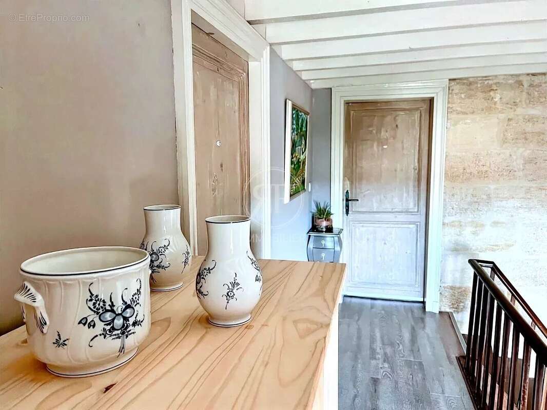 Maison à SAINT-SEURIN-SUR-L'ISLE