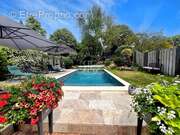 Maison à SAINT-SEURIN-SUR-L'ISLE