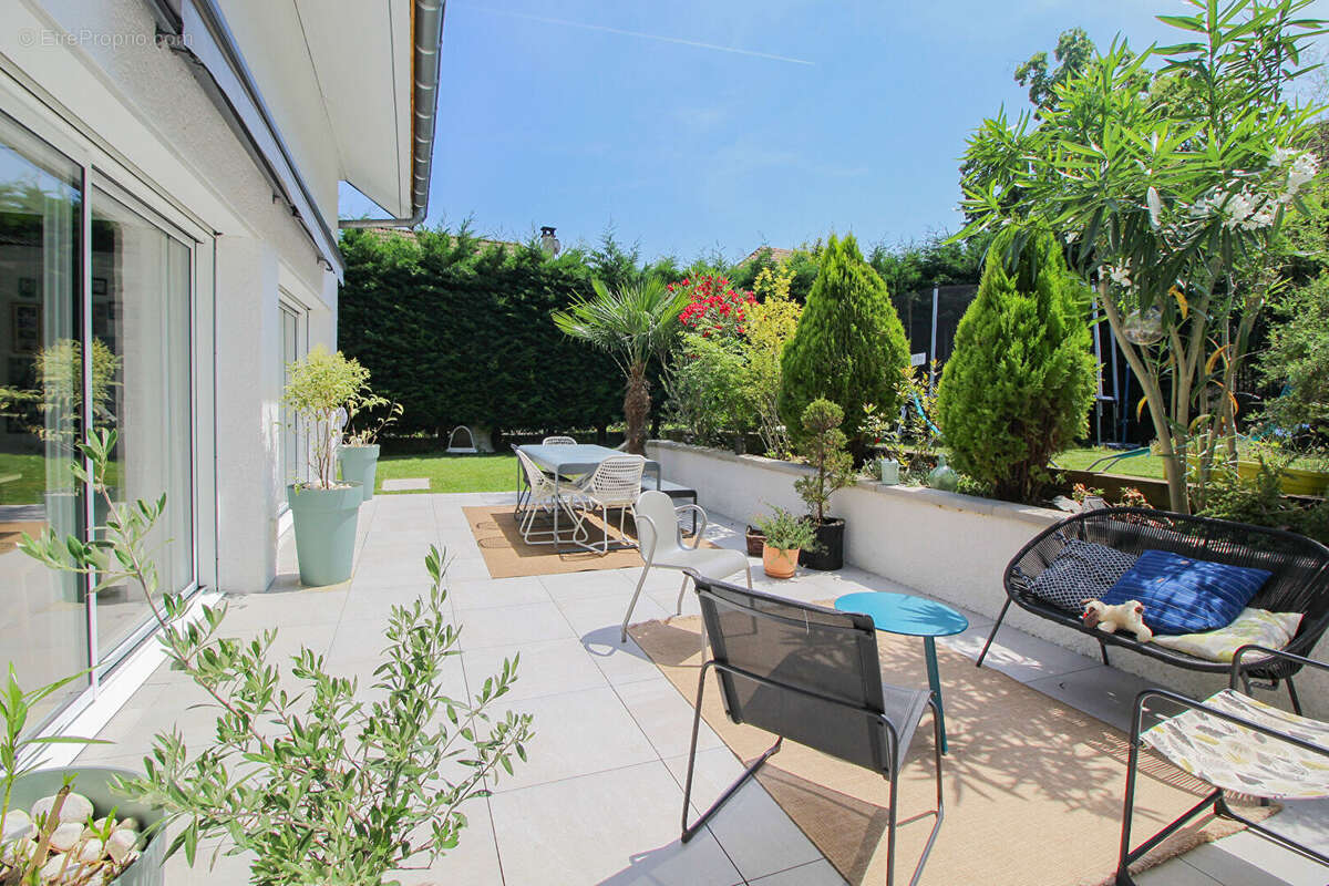 Maison à LE BOURGET-DU-LAC