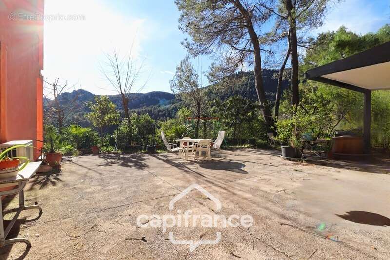 Maison à BELGENTIER