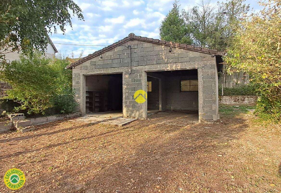 Maison à COSNE-D&#039;ALLIER