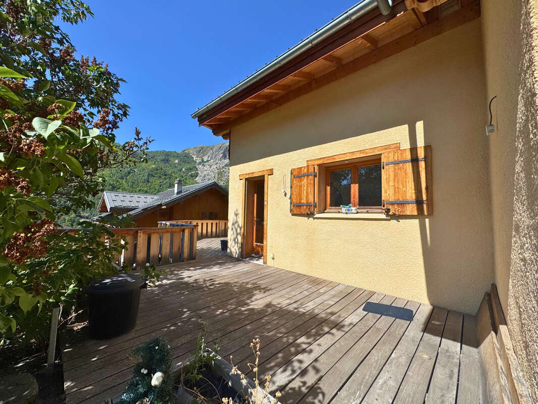 Maison à SAINT-MARTIN-DE-BELLEVILLE