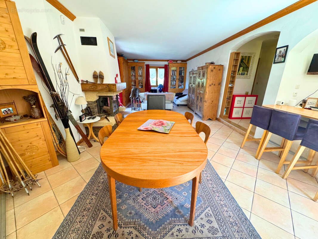 Maison à SAINT-MARTIN-DE-BELLEVILLE