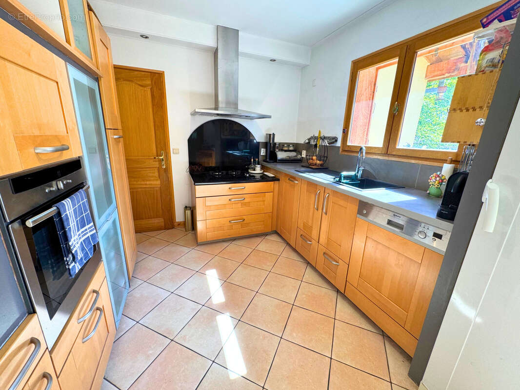 Maison à SAINT-MARTIN-DE-BELLEVILLE