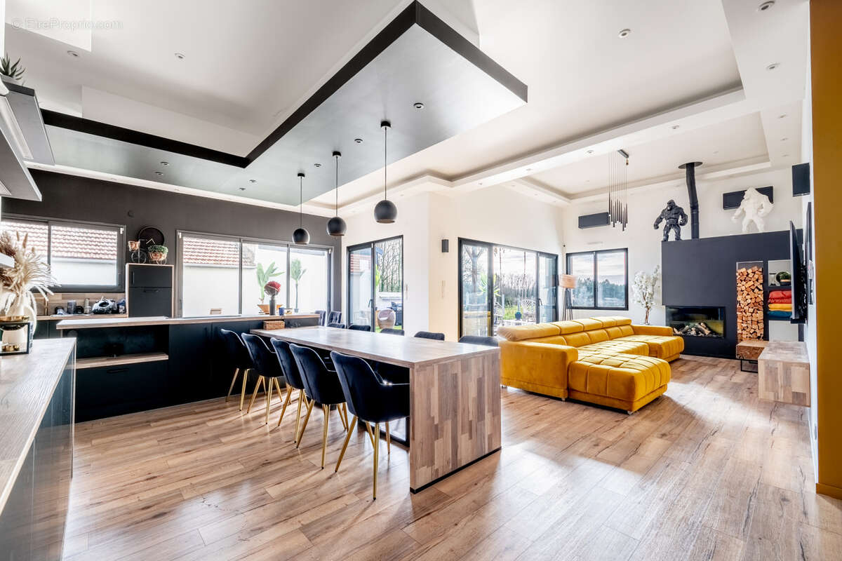 Maison à SAINT-AIGNAN-GRANDLIEU