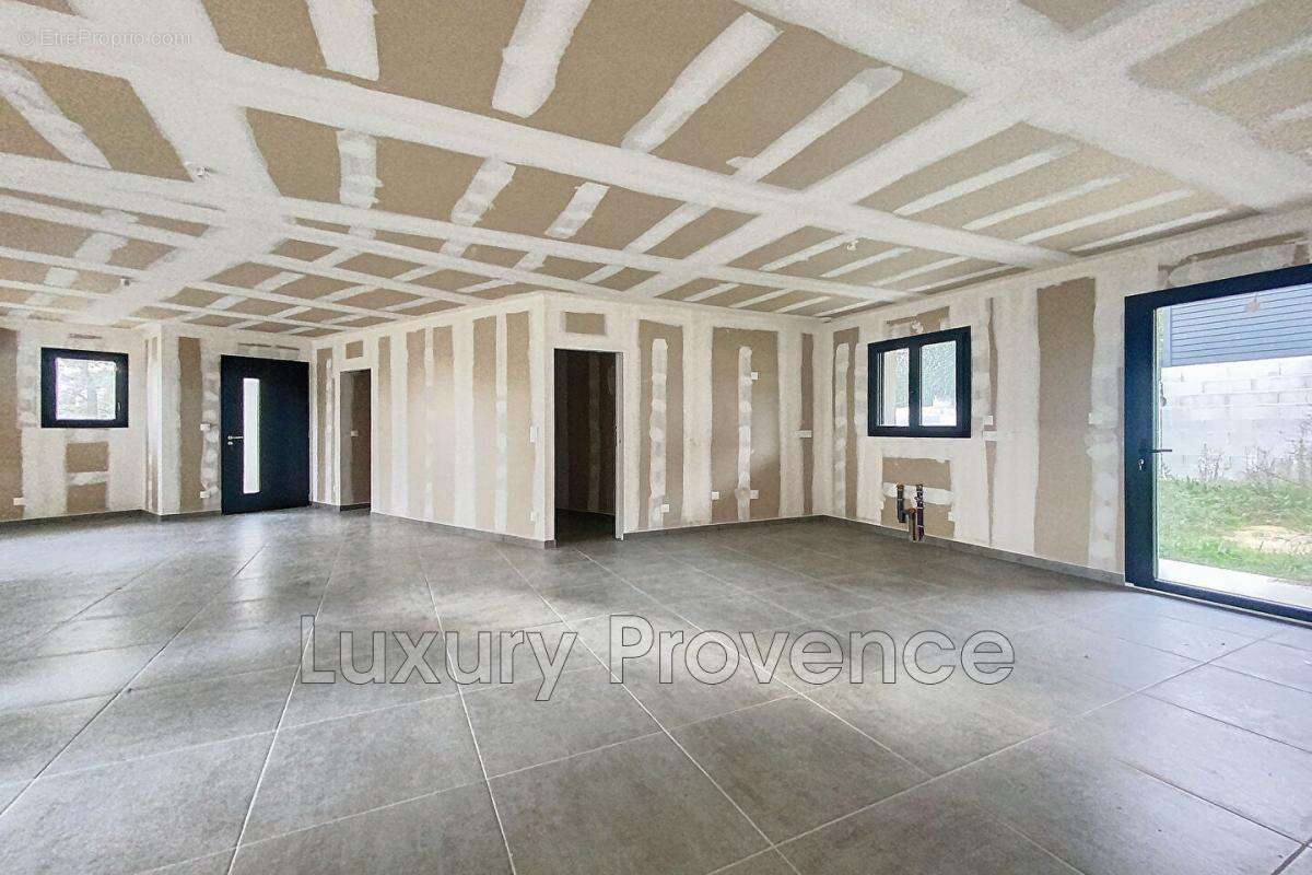 Maison à SEPTEMES-LES-VALLONS