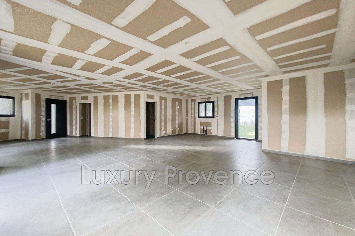 Maison à SEPTEMES-LES-VALLONS