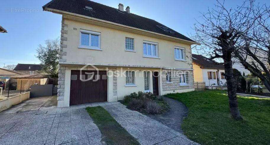 Appartement à CHELLES