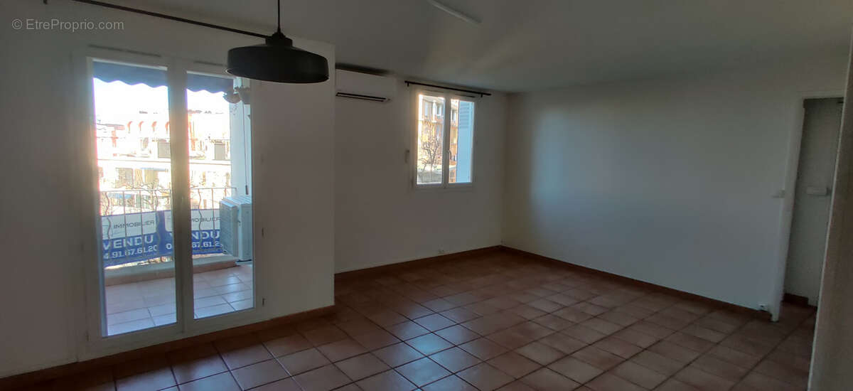 Appartement à MARSEILLE-15E