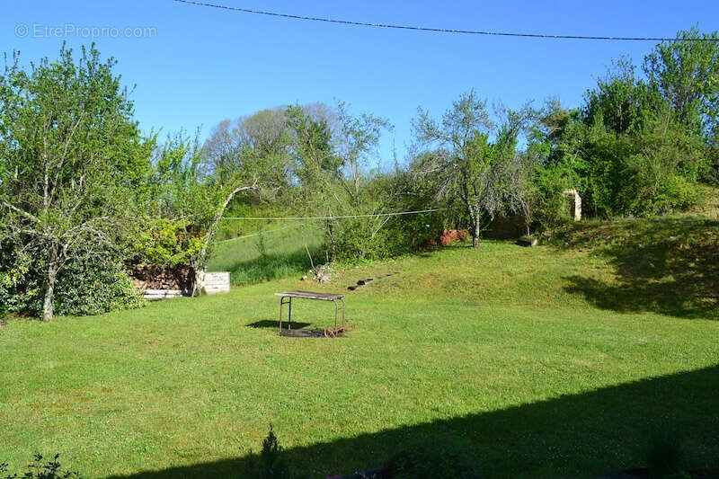 Maison à SAINT-MARTIN-DE-RIBERAC