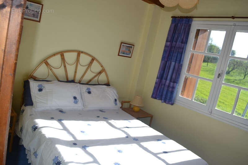 Maison à SAINT-MARTIN-DE-RIBERAC