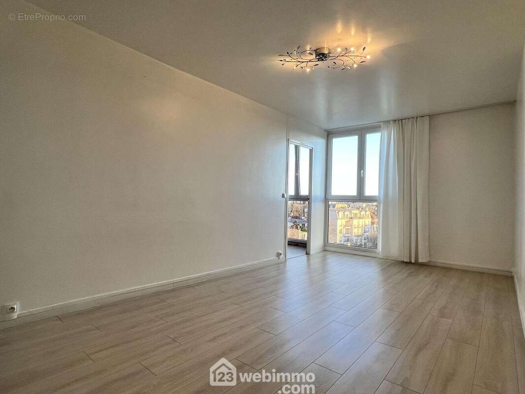 Appartement à THIAIS