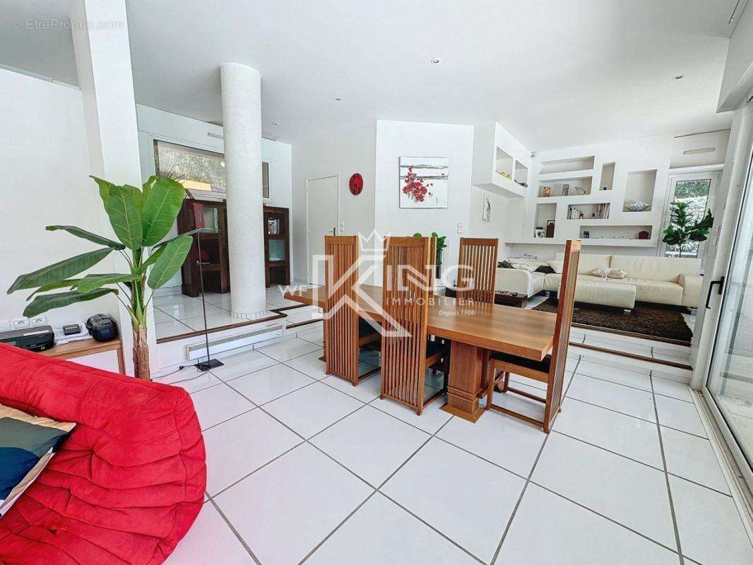 Maison à SAINT-RAPHAEL