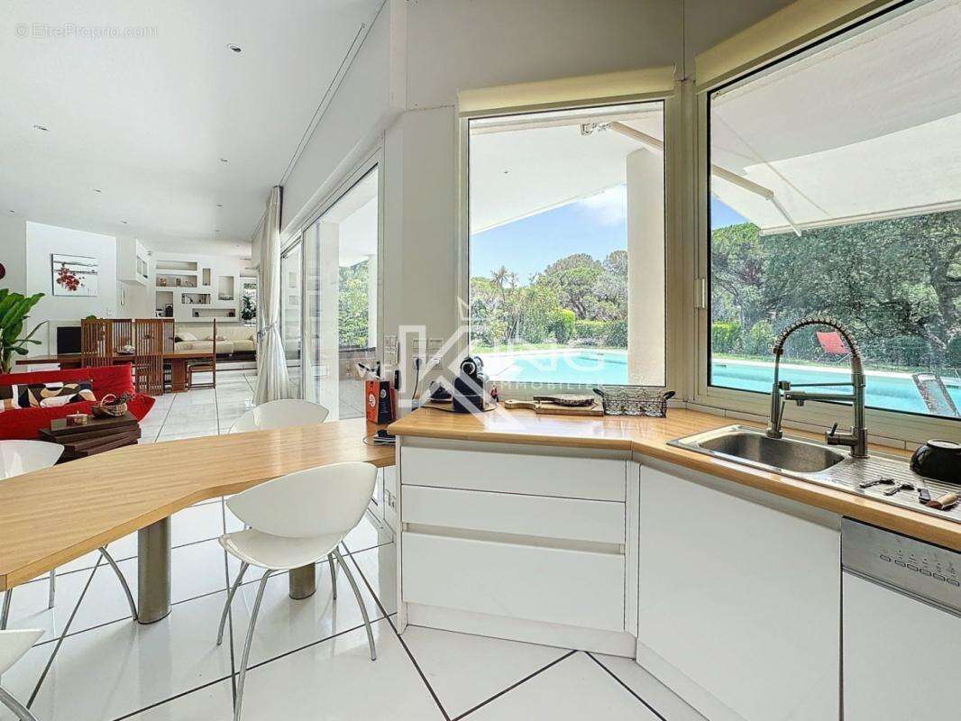 Maison à SAINT-RAPHAEL