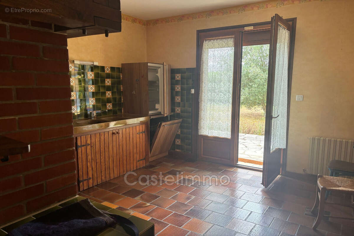 Maison à SAINT-NICOLAS-DE-LA-GRAVE