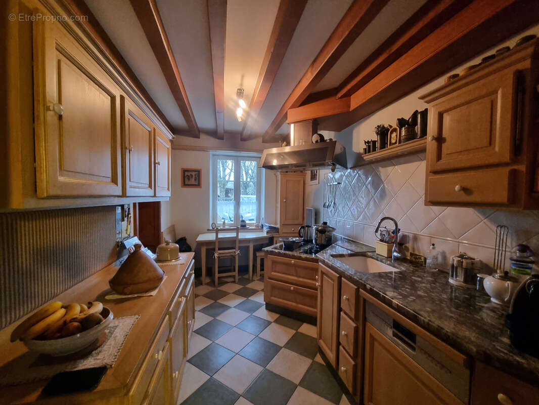 Maison à LE MELE-SUR-SARTHE