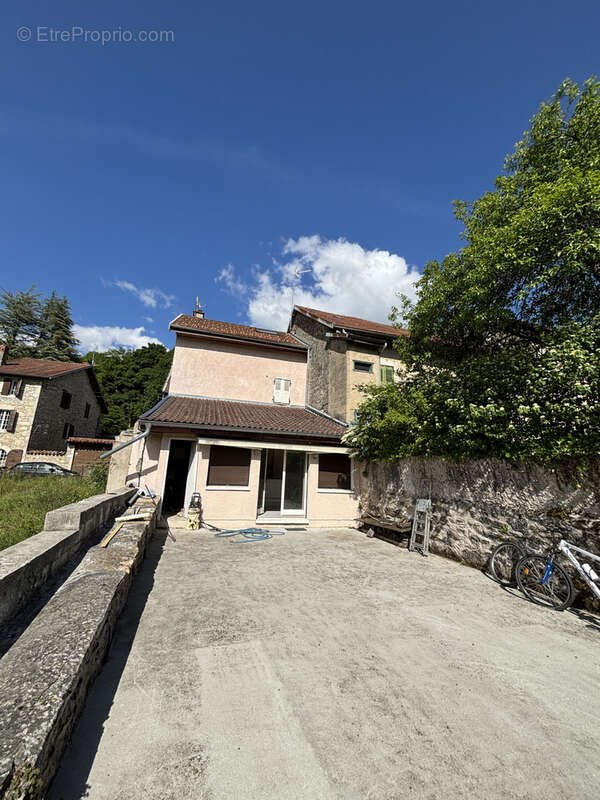 Maison à CHATILLON-EN-MICHAILLE