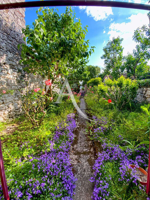 Maison à TOURNON-D&#039;AGENAIS