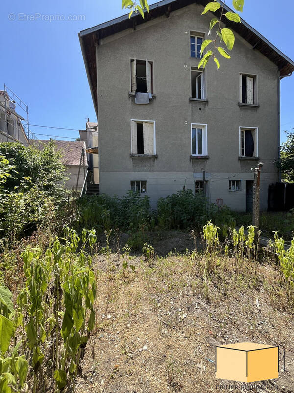 Appartement à BELLEY