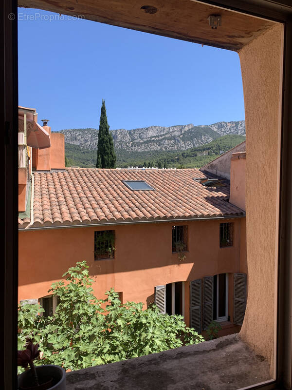 Appartement à LA VALETTE-DU-VAR