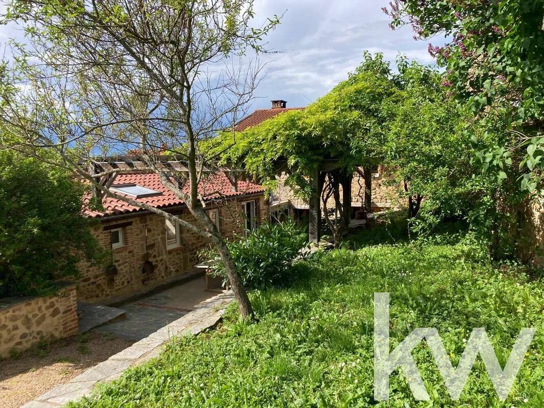 Maison à SAINT-JEAN-EN-VAL