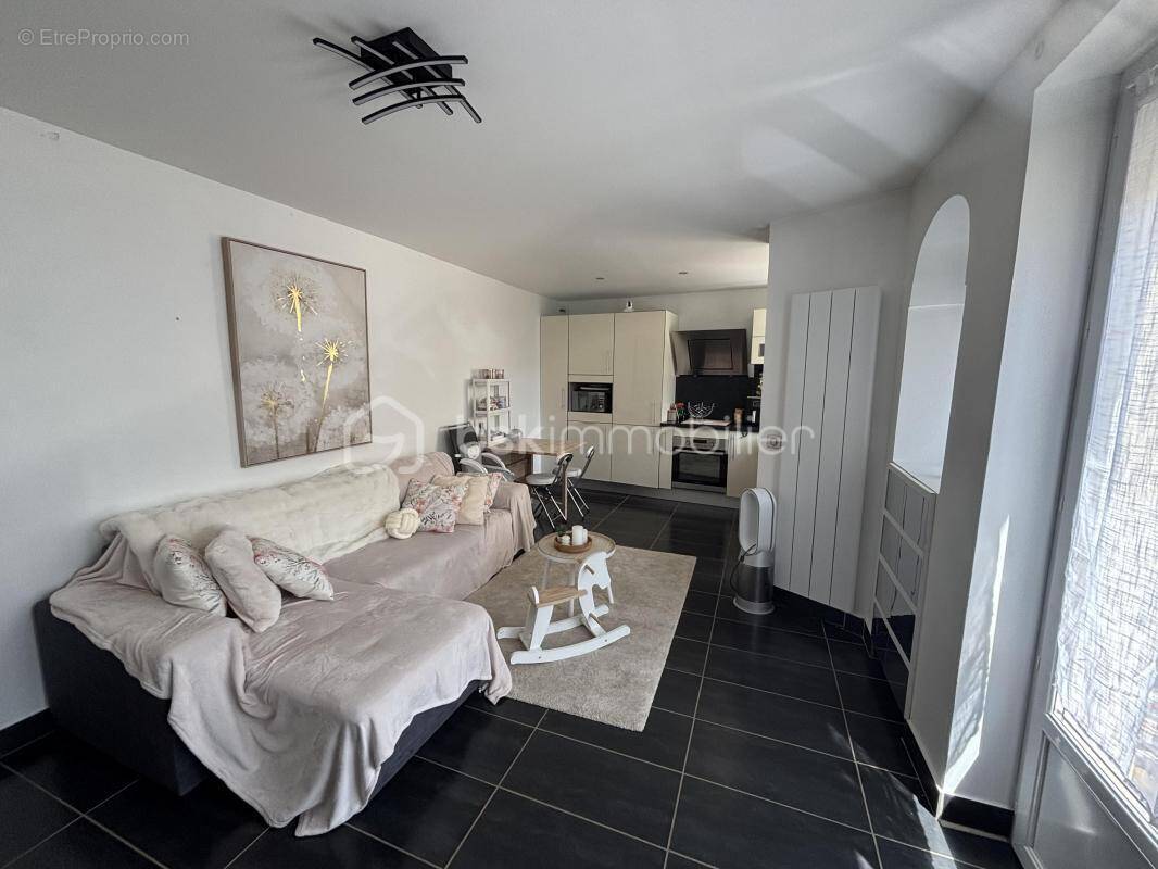 Maison à LIMEIL-BREVANNES