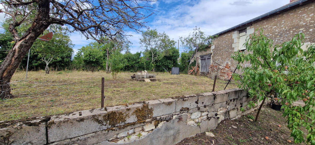 Maison à CHAVEIGNES