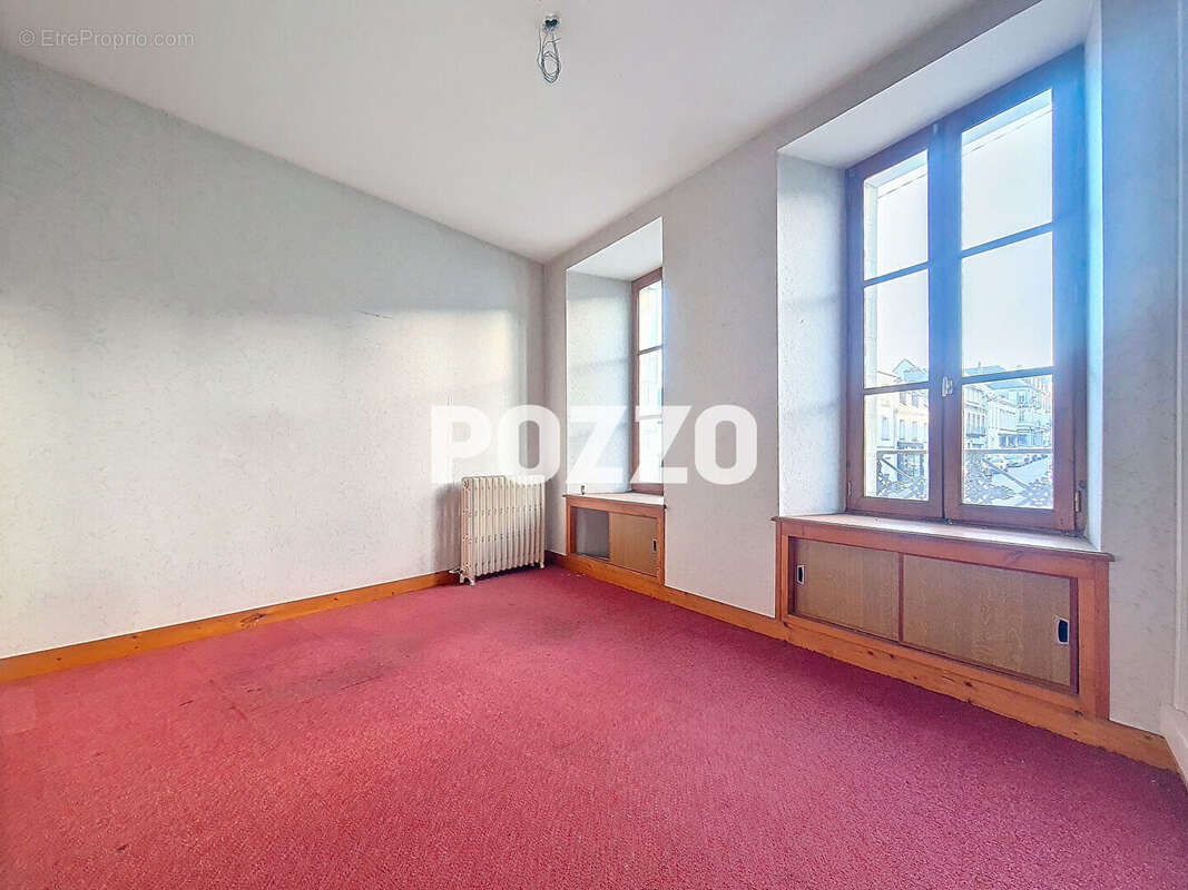 Commerce à COUTANCES