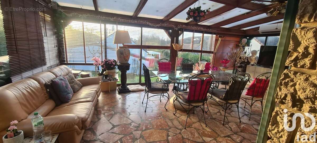 Photo 5 - Maison à SERMAISE