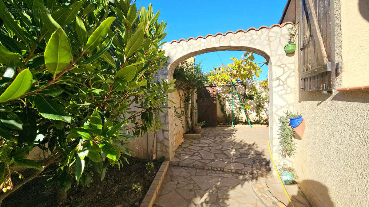 Maison à FRONTIGNAN