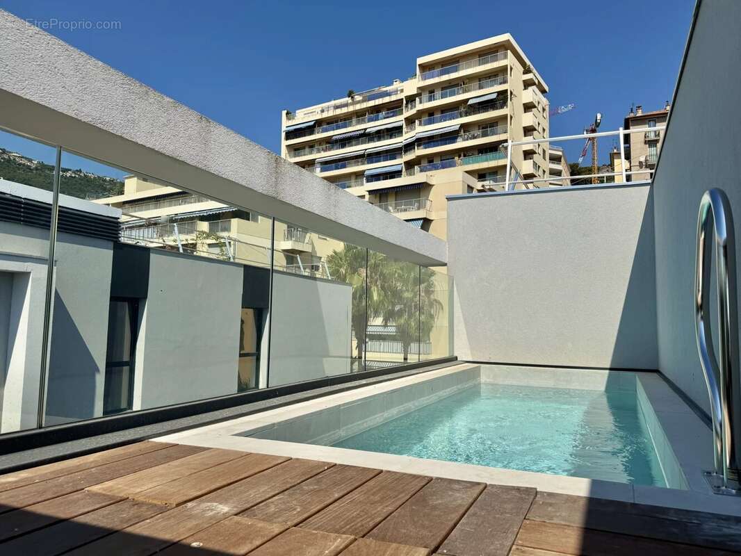 Appartement à BEAUSOLEIL