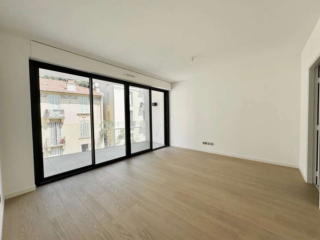 Appartement à BEAUSOLEIL