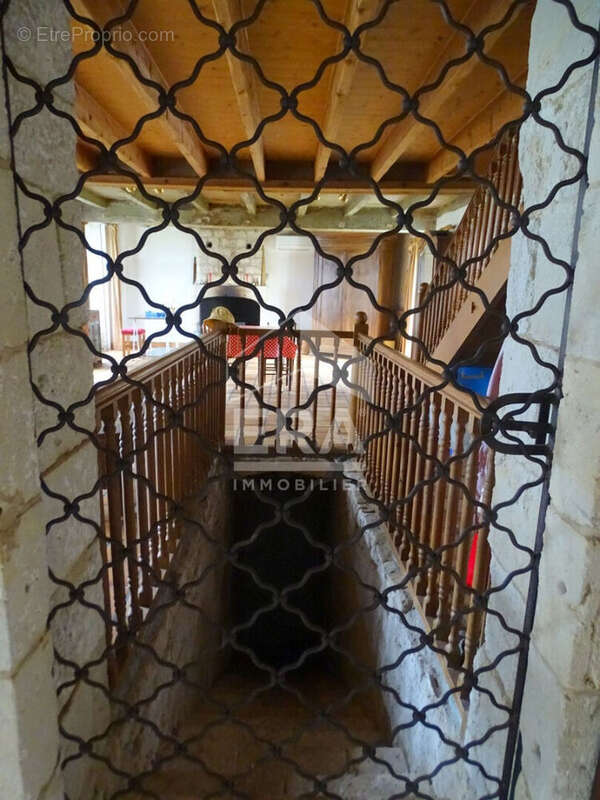 Maison à SAINT-GERMAIN-DE-MARENCENNES