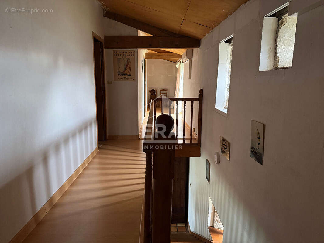 Maison à SAINT-GERMAIN-DE-MARENCENNES