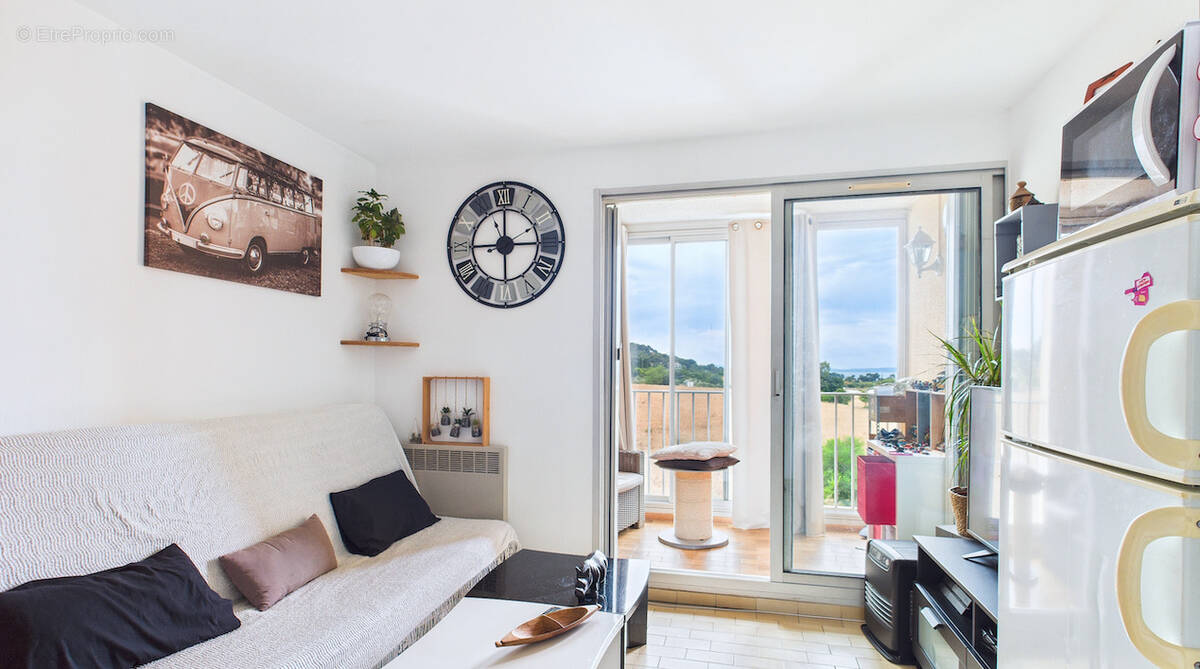 Appartement à CARQUEIRANNE