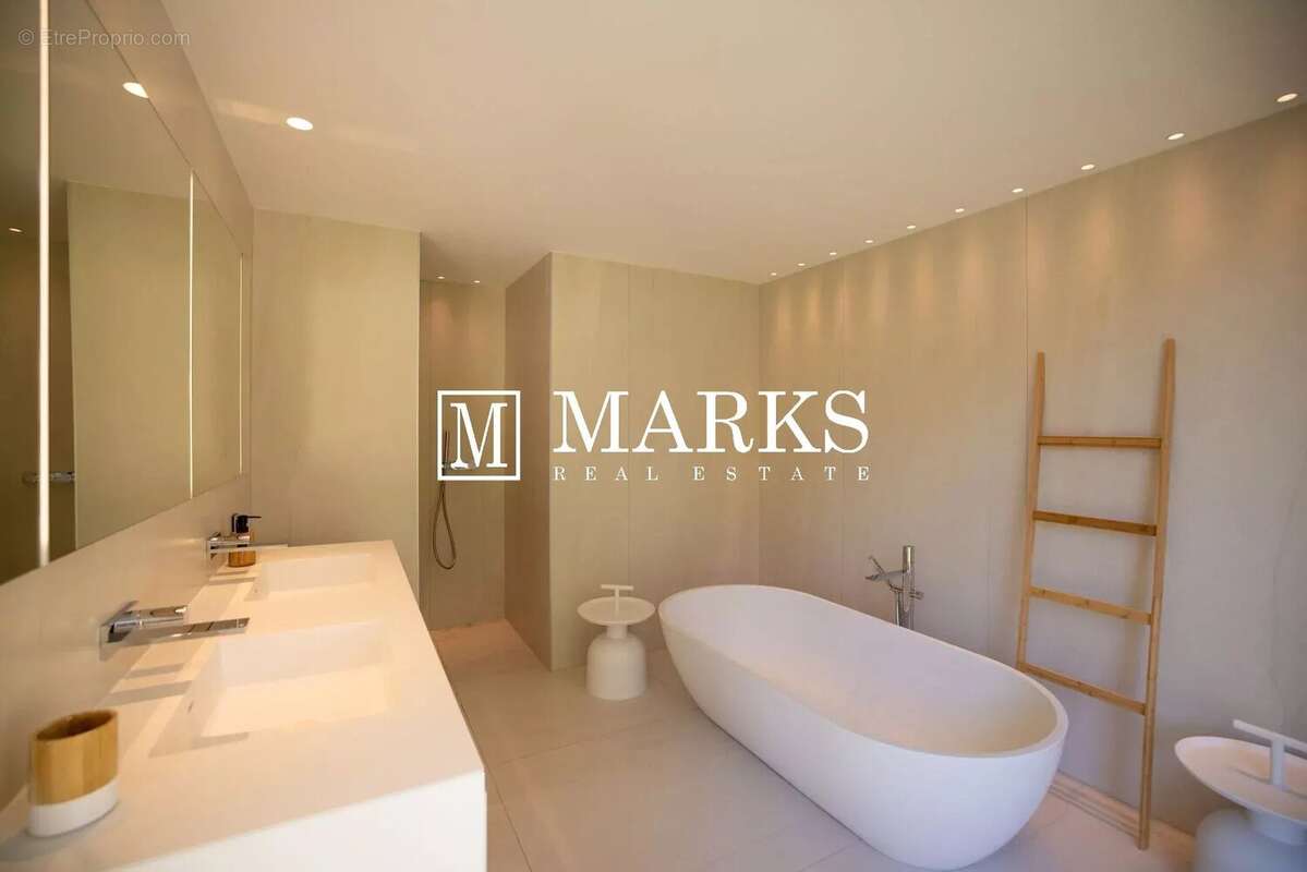 Maison à VILLEFRANCHE-SUR-MER