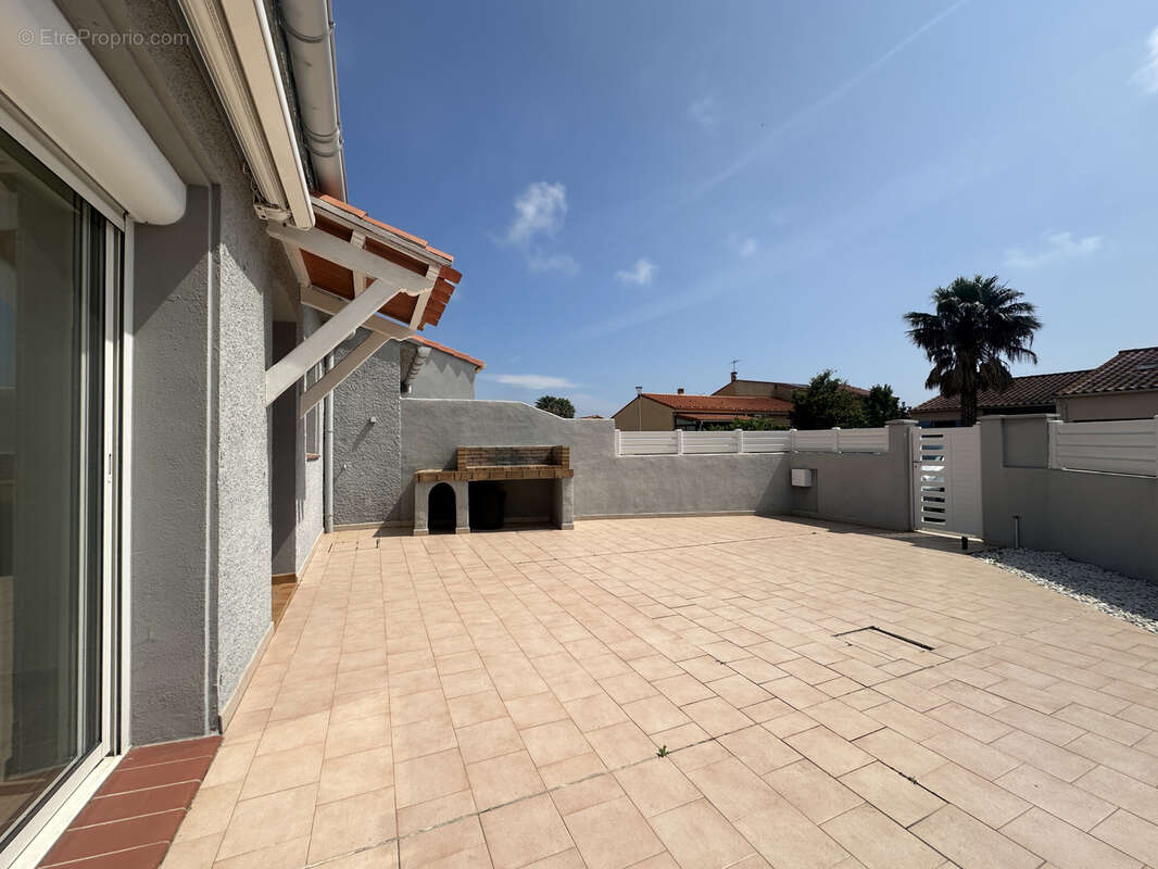 Maison à SAINT-CYPRIEN