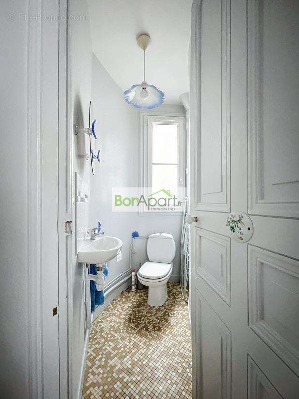 Appartement à PARIS-10E