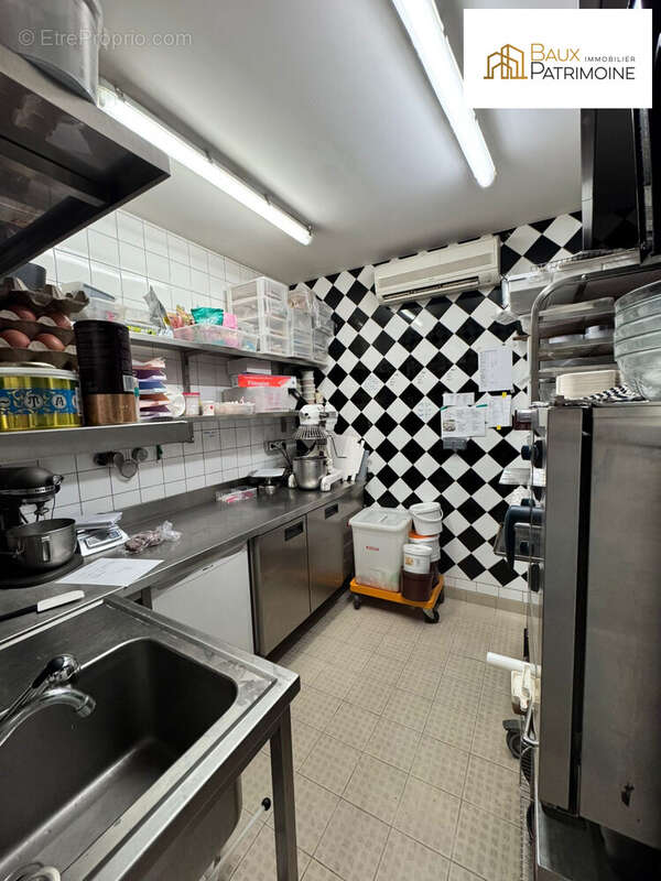 Cuisine équipée - Commerce à PARIS-1E