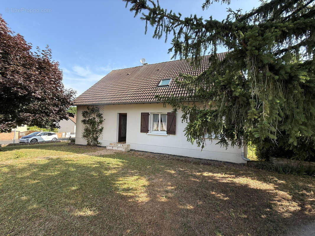 Maison à CHATELLERAULT