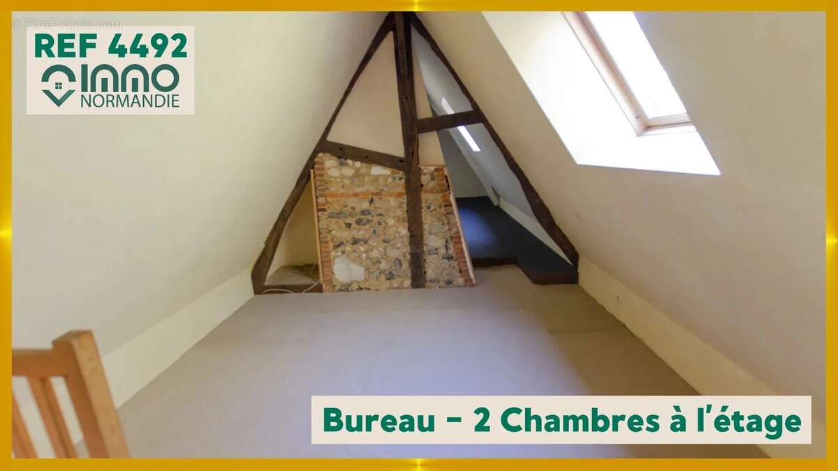 Maison à LIVET-SUR-AUTHOU