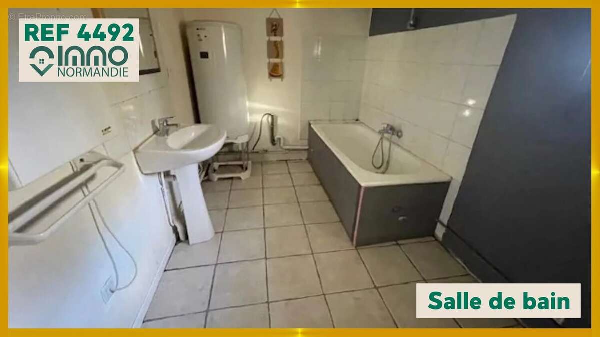 Maison à LIVET-SUR-AUTHOU