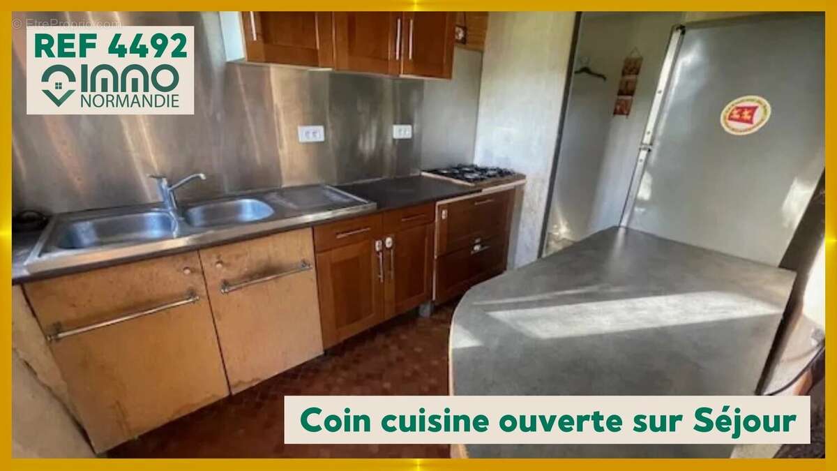 Maison à LIVET-SUR-AUTHOU