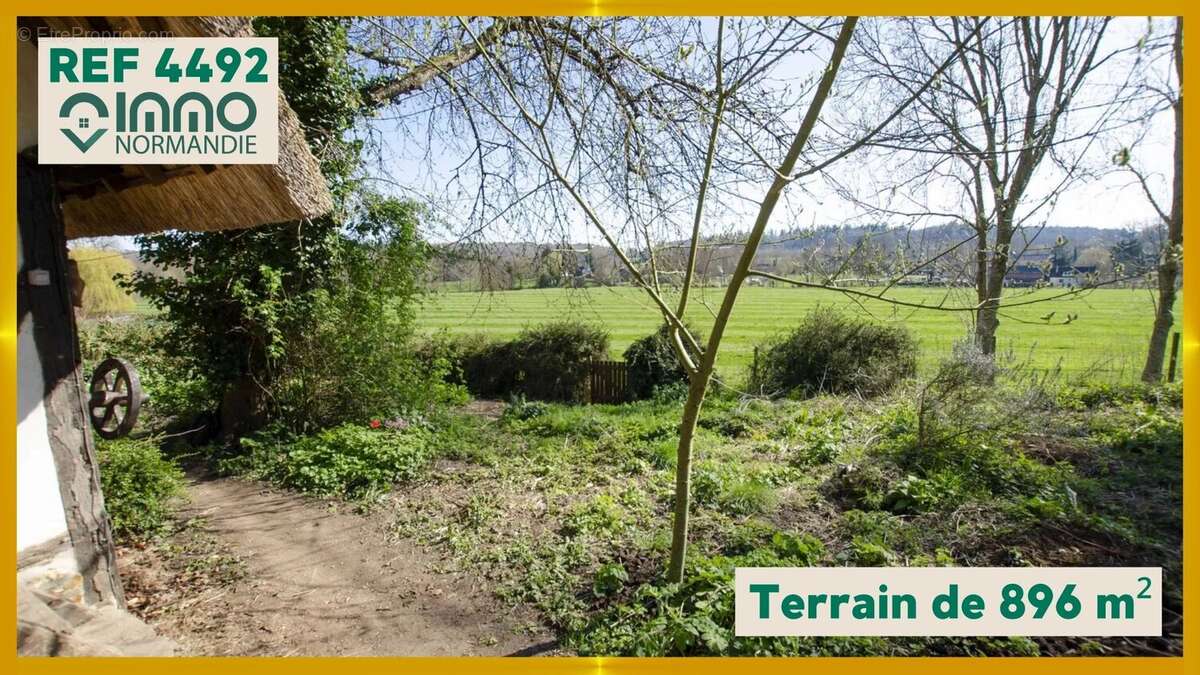 Maison à LIVET-SUR-AUTHOU