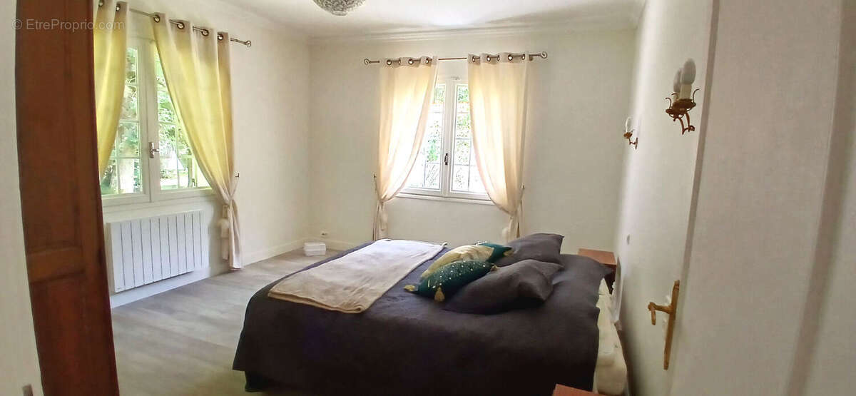 Maison à SAINT-SULPICE-DE-ROYAN