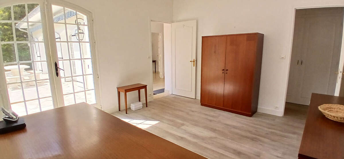 Maison à SAINT-SULPICE-DE-ROYAN