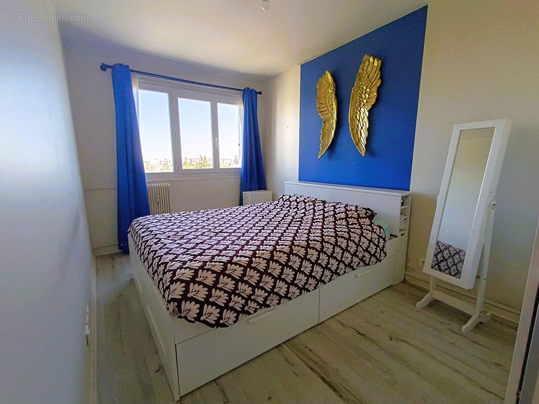 Appartement à MAINVILLIERS