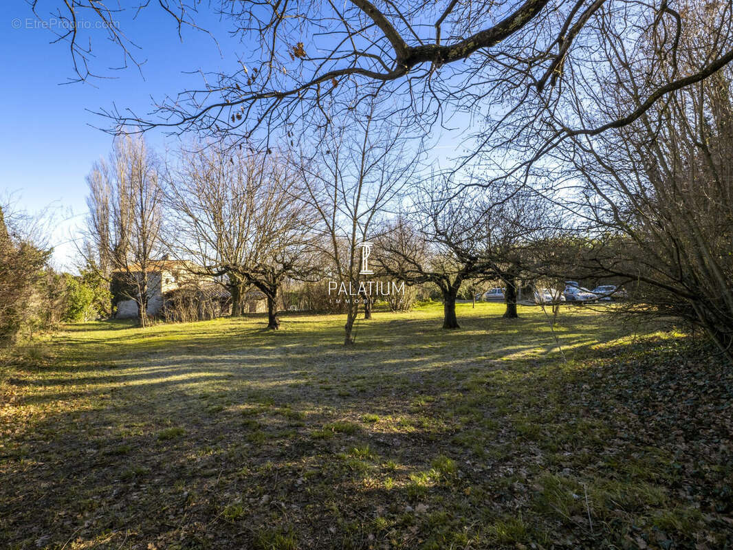 Terrain à PIERREVERT