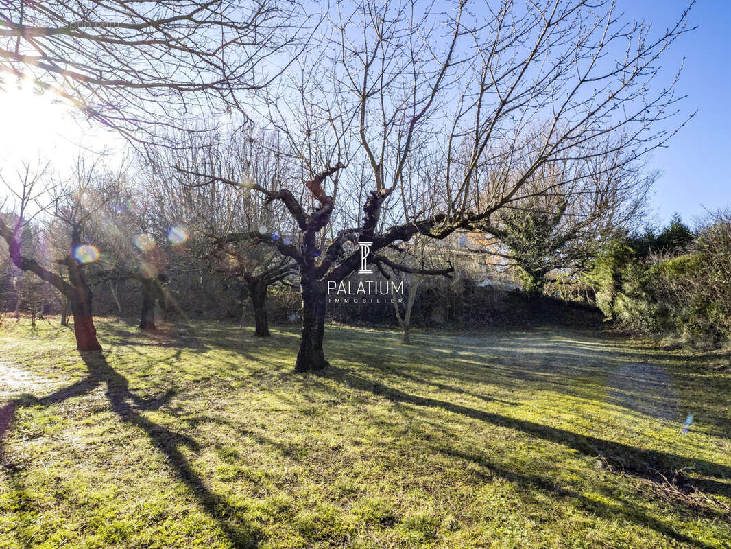 Terrain à PIERREVERT